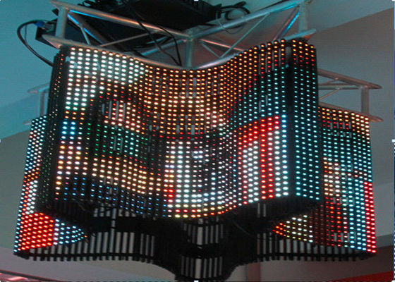 プログラム可能なP4適用範囲が広いLEDのカーテンの表示フル カラーの高い定義ビデオ スクリーン