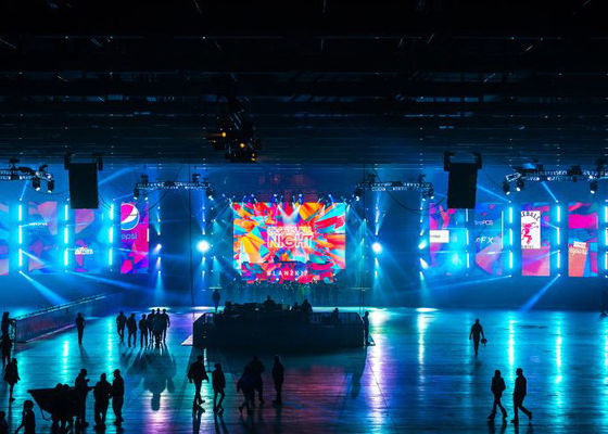 P4高い定義段階のレンタルLED表示フル カラーの3 In1 SMD賃借りLEDスクリーン