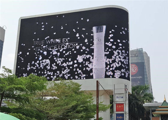 DIP346 P10はLEDスクリーンのフル カラーの屋外広告スクリーン10000 Dos/Sqmを曲げました