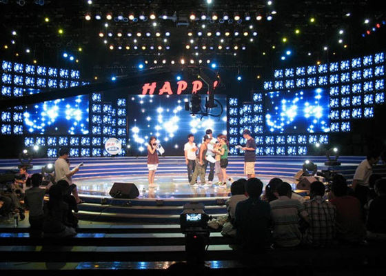 多機能屋内LEDビデオ スクリーンP3.91 1000のNitの明るさ16ビット灰色レベル