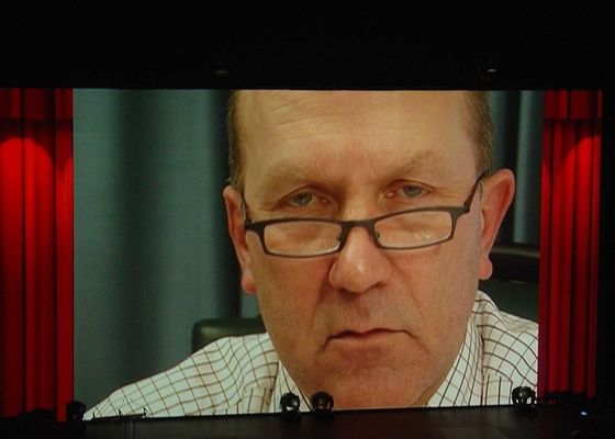 携帯用SMD2020 900nits創造的なLED表示広告P2.5