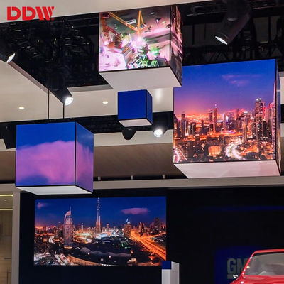 屋内注文 P2.5mm は魔法の立方体、ビデオ スクリーンによって導かれる立方体の表示を導きました