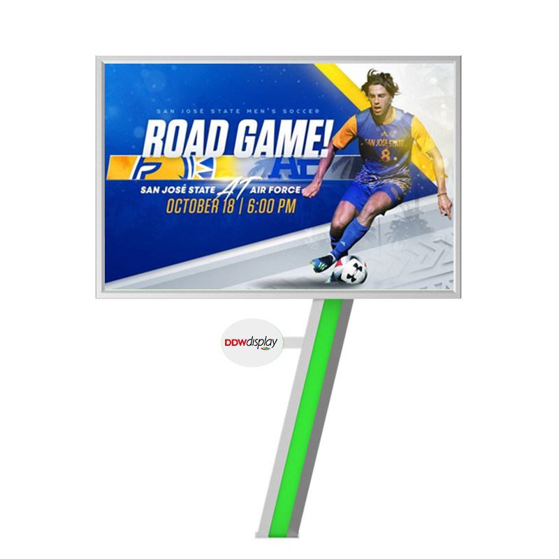 簡単に設置できます. 8000nits IP65 P6 スチール LED 広告板 価格 屋外での LED 広告板